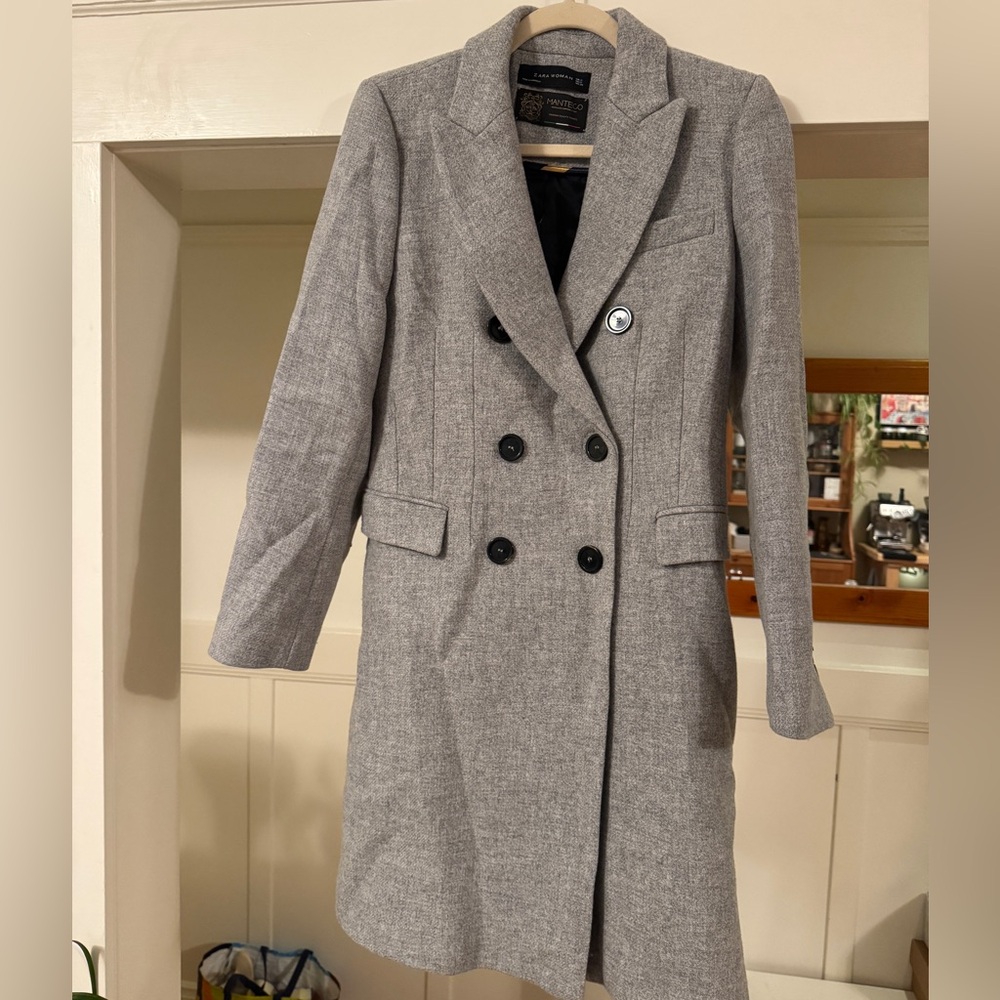 Zara Gray Double-Breasted Manteco Premium Coat